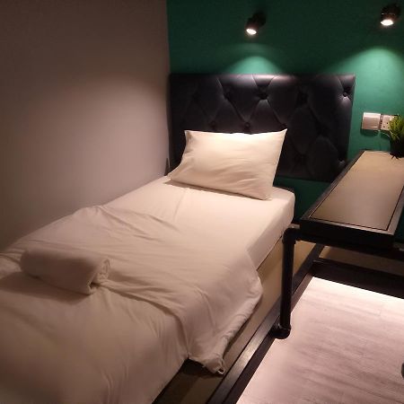 Tube Hotel Klebang Melaka מראה חיצוני תמונה