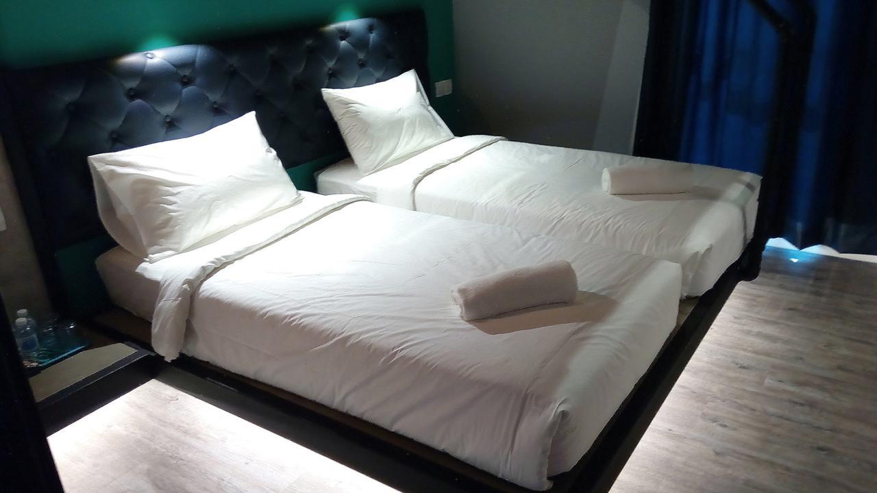 Tube Hotel Klebang Melaka חדר תמונה
