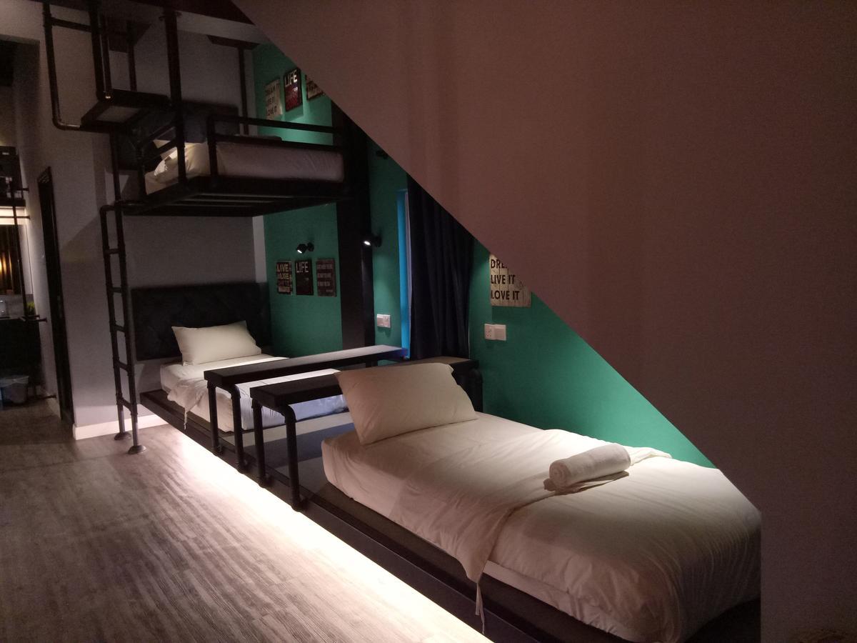 Tube Hotel Klebang Melaka מראה חיצוני תמונה